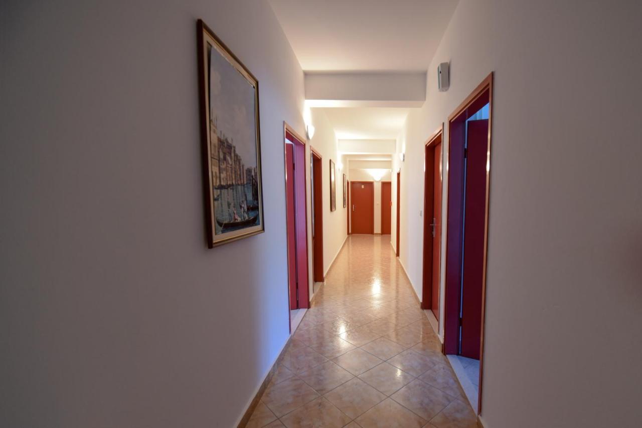 Restoran I Sobe Venezia Bed & Breakfast Hrvace Exterior foto